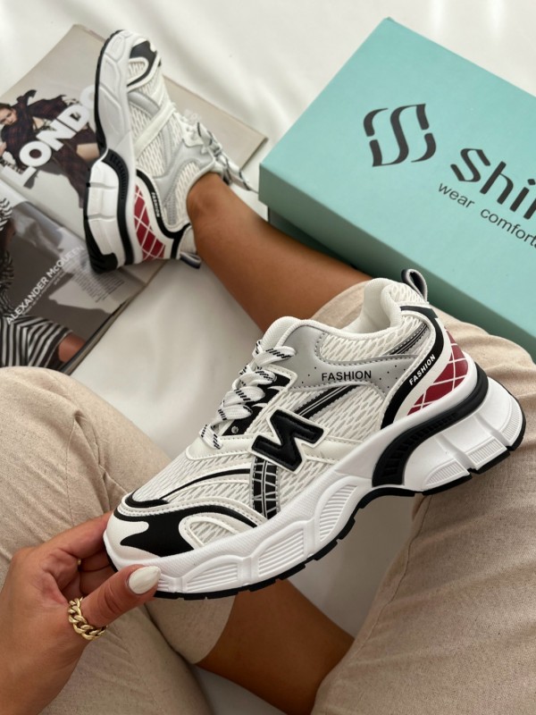 نیوبالانس فشیون اسپرت 1816