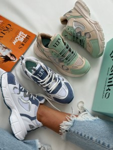 کتونی 60تیکه 1863