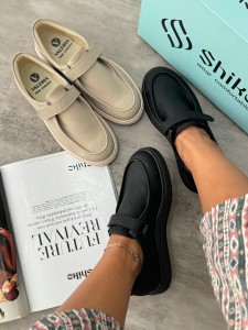 کالج چسبی والریا 1872