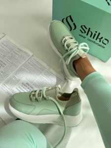 کتونی استرج شرانگ 1887