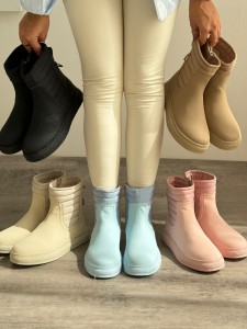 نیم بوت کاپشنی  برفی شالو 1384