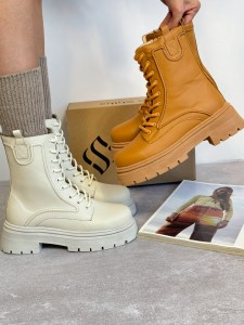 نیم بوت آریانا لیدی 1064