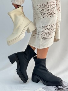 پاشنه استرج جی دی 1944