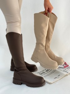 چکمه استرج میومیو1953