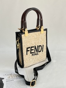 کیف فندی روما 1969