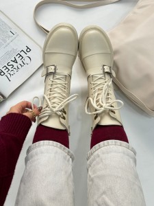 نیم بوت پنجه سگکدار 1976