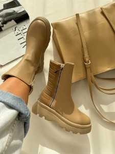 نیم بوت پشت کرکره ای 190