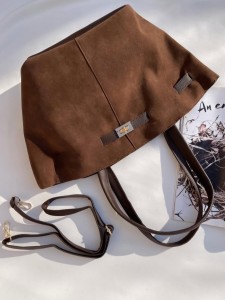 کیف کمربندی کرمی3998