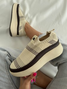 کتونی استیو 878