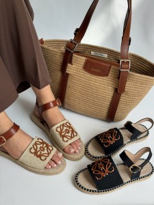 صندل لایو3176