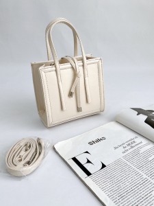 کیف منگوله دار 3153