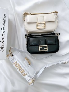 کیف دسته فندی 2970