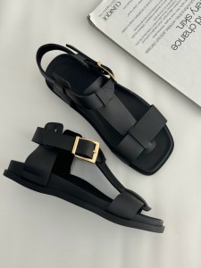 صندل دورمچ سگکدار 4108