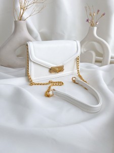 کیف مقوایی قفل دار 3287