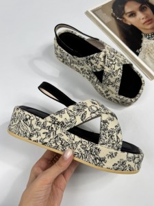 صندل لژدار طرحدار 2649