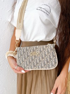 کیف دیور حروفی3248