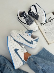 کتونی ترویس ال وی 4143