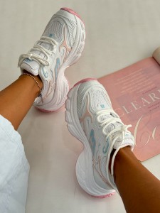 کتونی بالنسیاگا الدو 4155