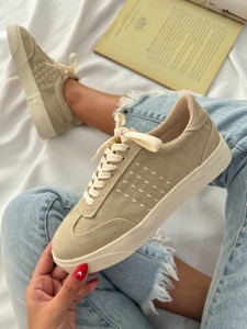 ونس برزنتی روژکا 3308