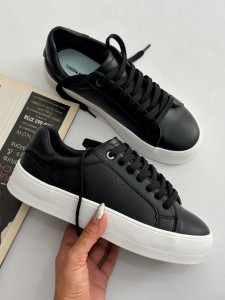 ونس برشکا پایتخت 4194