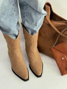 پاشنه گلدوزی شوگو 4244