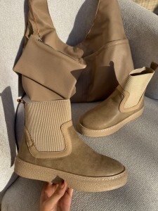 نیم بوت دهنه کش بی 4255