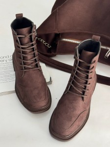 نیم بوت روما شیکو 4207