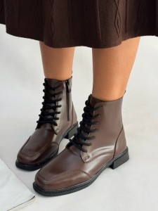 نیم بوت روما شیکو 4207