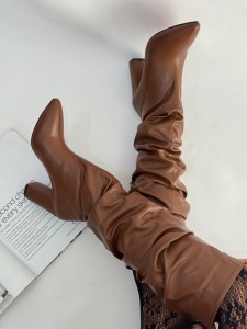 بوت پاشنه چروک مکس 4262