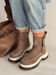 نیم بوت میو بتا 4266