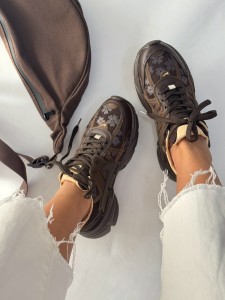 کتونی نایک گل 2990