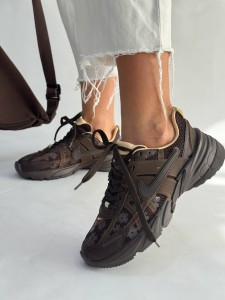 کتونی نایک گل 2990