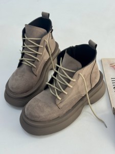 نیم بوت کلارک ساقدار شیکو 4198