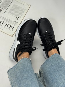 کتونی نایک  عالیس 2112