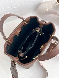 کیف آرمانی 1394