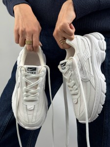 کتونی نایک زوم 4290