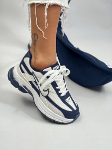 کتونی نایک زوم 4290