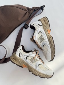 کتونی نیوبالانس پلاس 4196