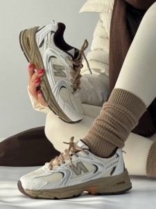 کتونی نیوبالانس پلاس 4196