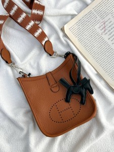 کیف هرمس نگین 21211