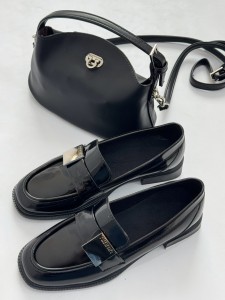 کالج میو مانی 4334