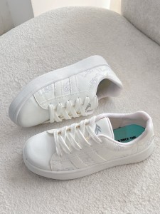 ونس کیتی پلاس 4347