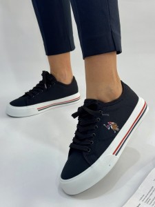 ونس پولو 4358