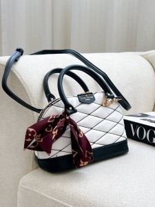 کیف پاریس گلدوزی 21283