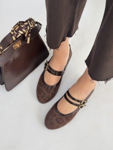 کالج دوسگک مادون 4366