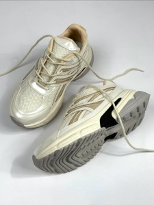 کتونی اویشو مادون 4373