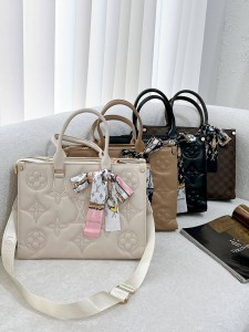 کیف ال وی بند پهن 3577