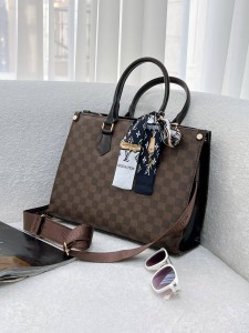 کیف ال وی بند پهن 3577