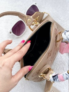 کیف روسری ال وی 3394