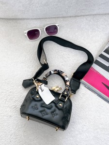 کیف روسری ال وی 3394